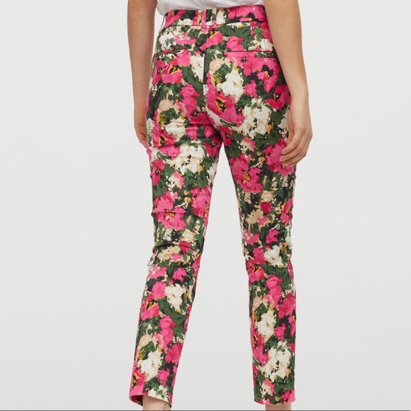 Floral Slacks - Business attire, Office Wear, Corporate Clothes for Women - Picture 3 of 5